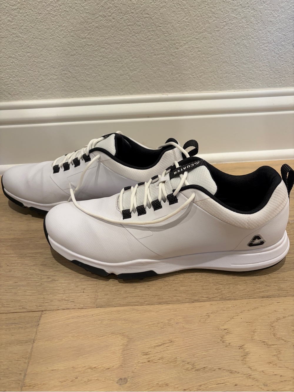 Cuater by TravisMathew Golf Shoes Size 11.5 - White